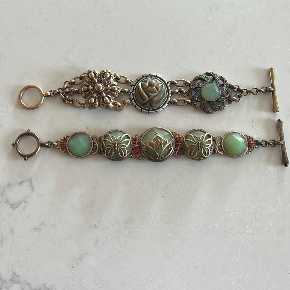 Set of 2 Lucky Brand bracelets